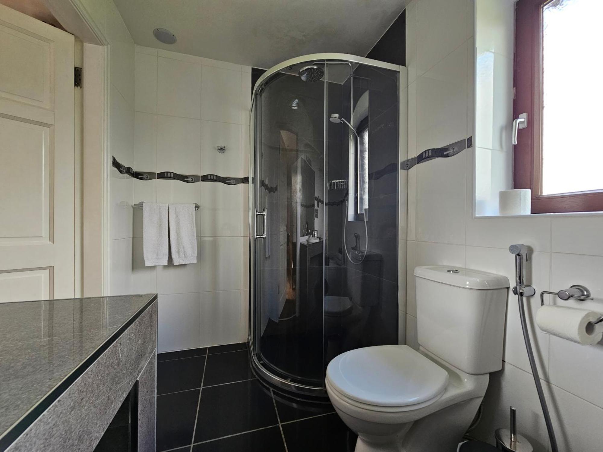 Fuchsia Lodge - New Luxury 5* Beachside Lodge With Sauna - 4 Beds Ensuite - Spectacular Location Waterville Exterior foto
