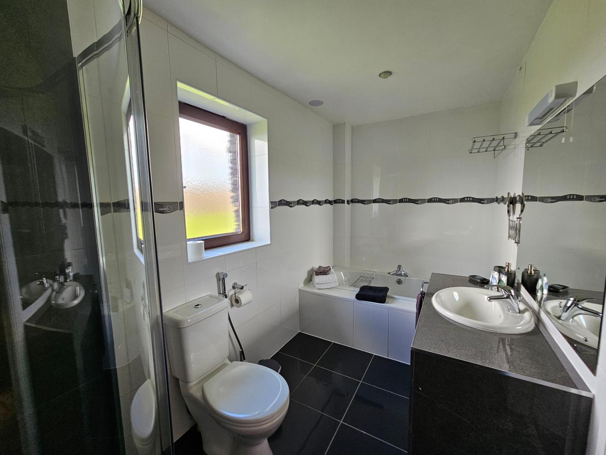 Fuchsia Lodge - New Luxury 5* Beachside Lodge With Sauna - 4 Beds Ensuite - Spectacular Location Waterville Exterior foto