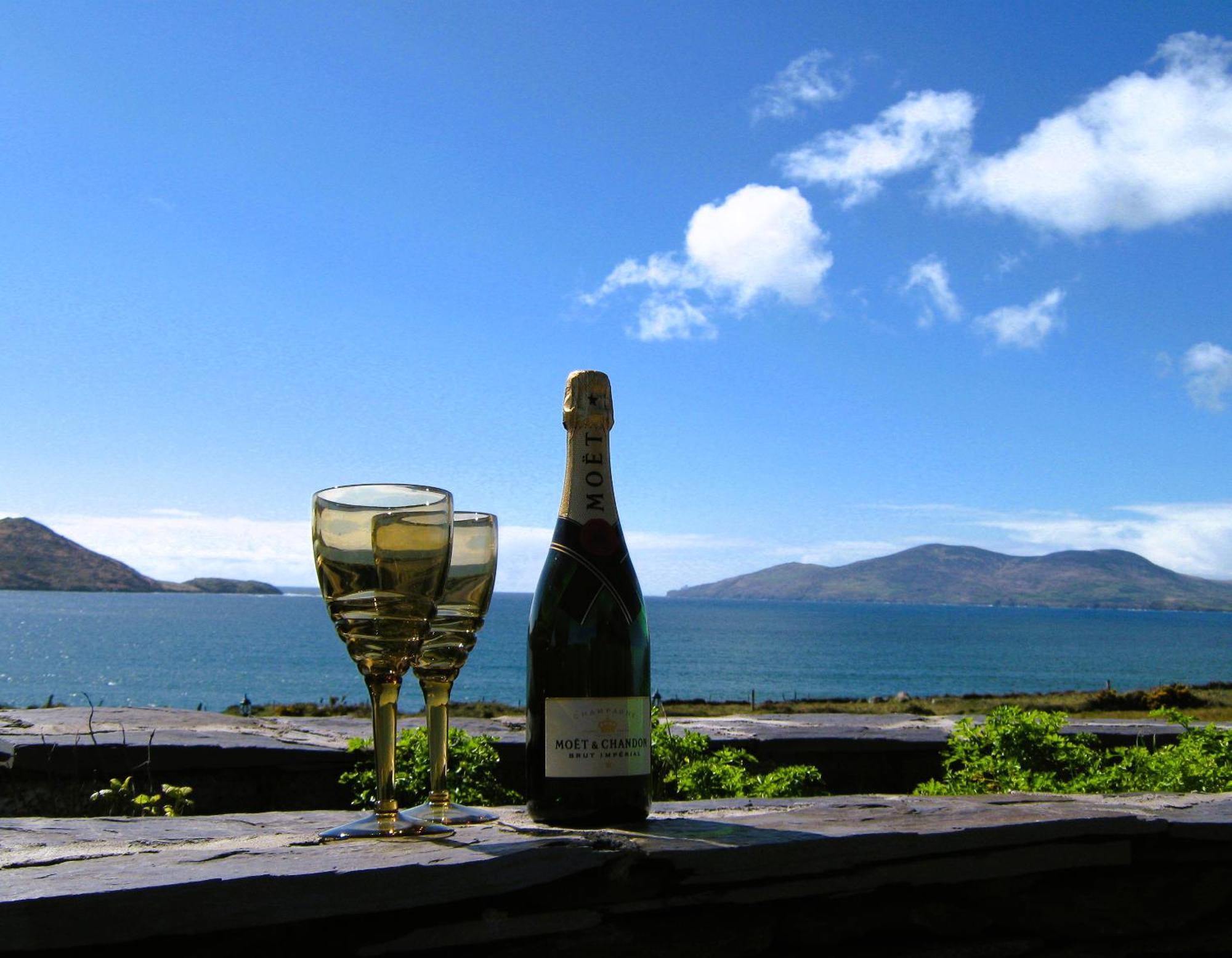 Fuchsia Lodge - New Luxury 5* Beachside Lodge With Sauna - 4 Beds Ensuite - Spectacular Location Waterville Exterior foto
